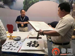 山东文博会 德州展区董子文化街产业集聚 展销产品备受瞩目